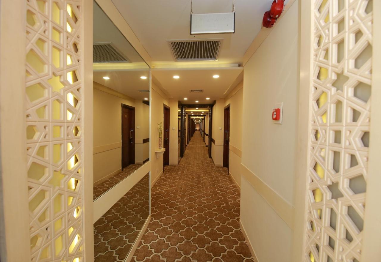 Hotel Ramada By Wyndham Multan Exterior foto